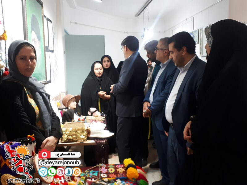 namayeshgah s borazjan 1